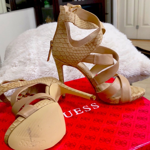 Like new beautiful without scratches or stains! - Picture 3 of 3